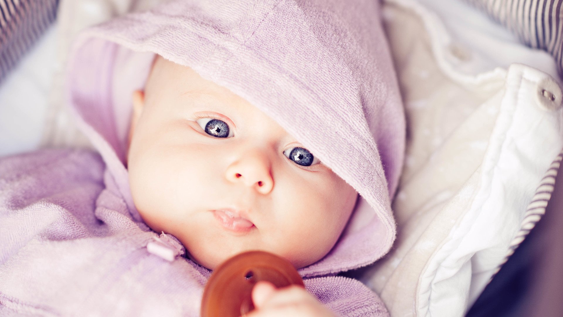 三亚借卵公司捐卵女孩孕早期感冒不用慌，可能身体在骗你！